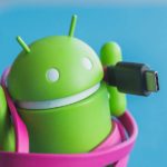 Почему в 2018 году лучше купить смартфон с Type-С?